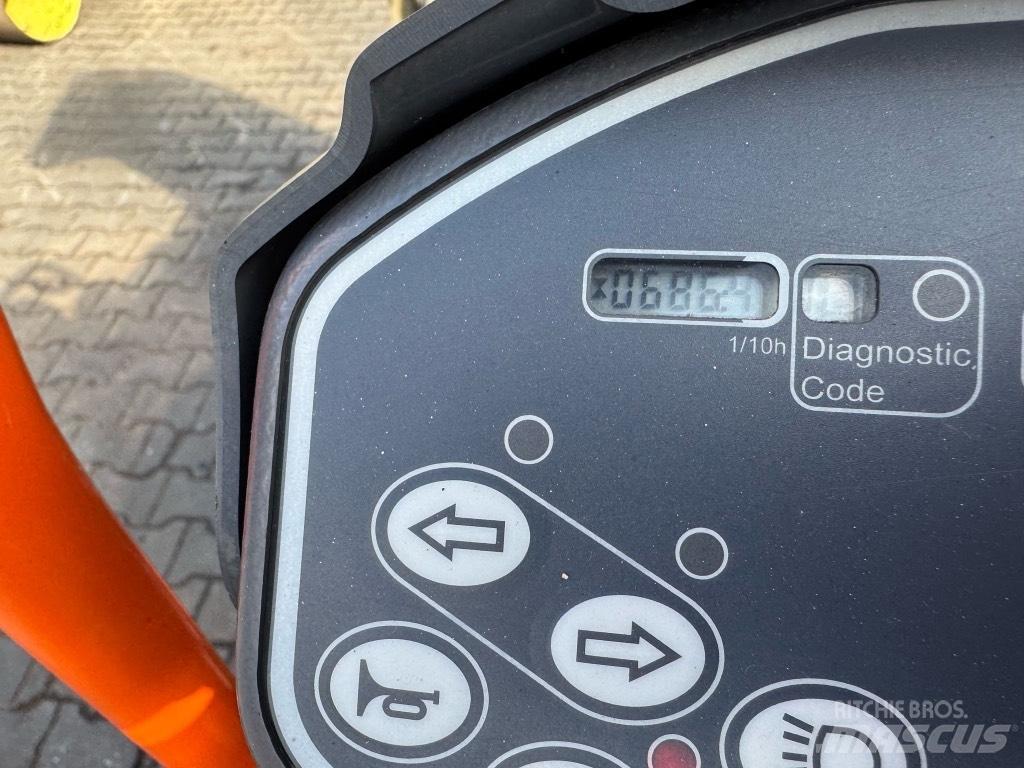 Hamm HD 10 C VT Kombinované válce