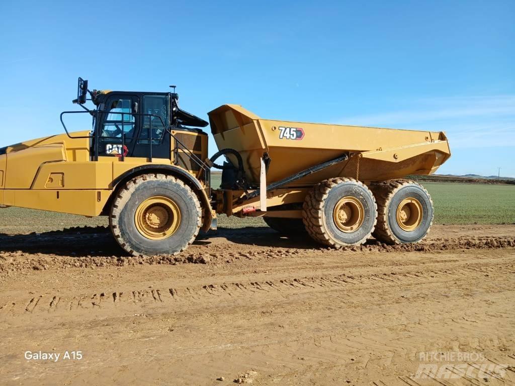 CAT 745 Kloubové dempry