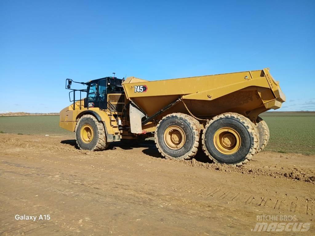 CAT 745 Kloubové dempry