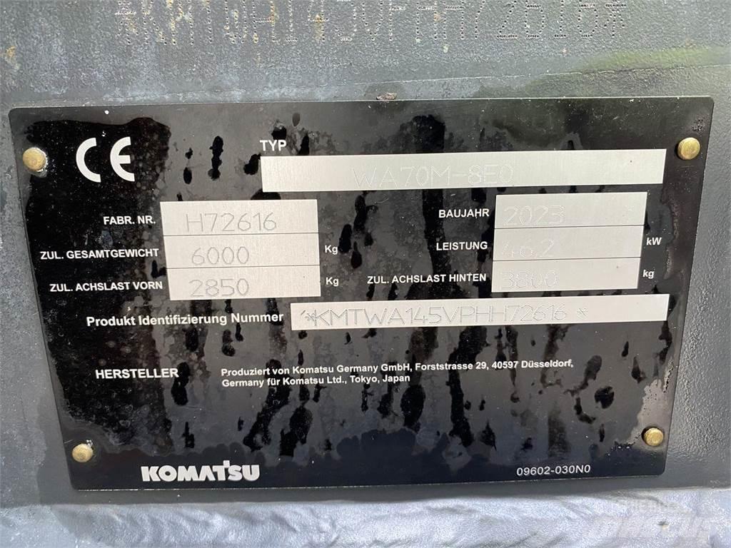 Komatsu WA70M-8EO Víceúčelové nakladače