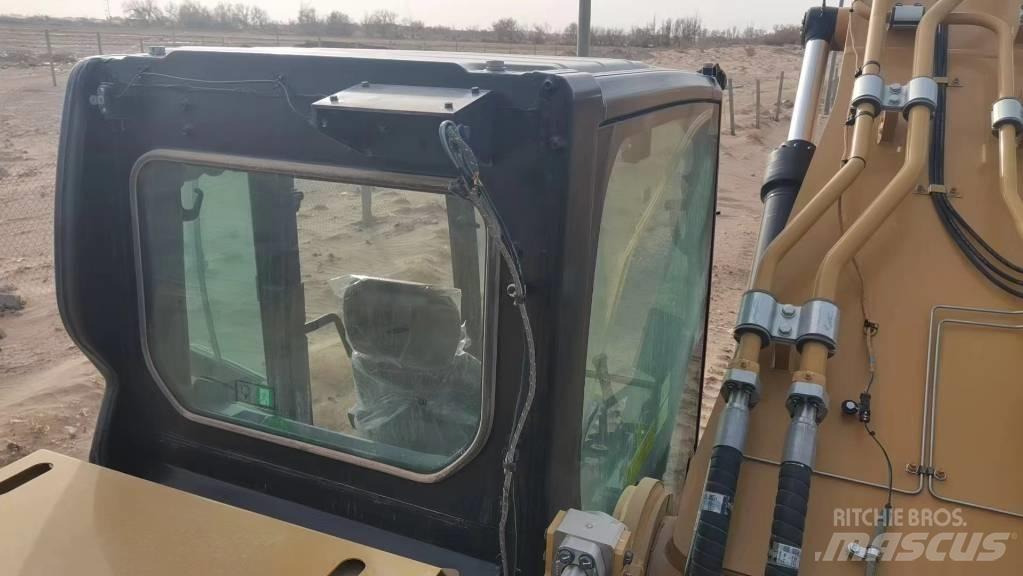 CAT 2022 CAT 350 Kolová rýpadla