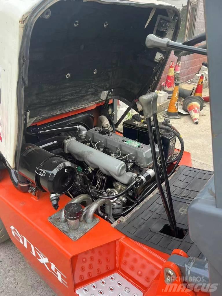 Heli CPC 30 Dieselové vozíky