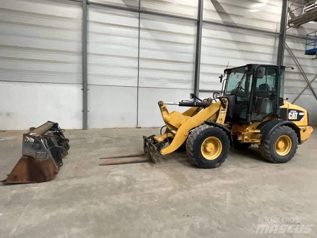 CAT 908 H Kolové nakladače