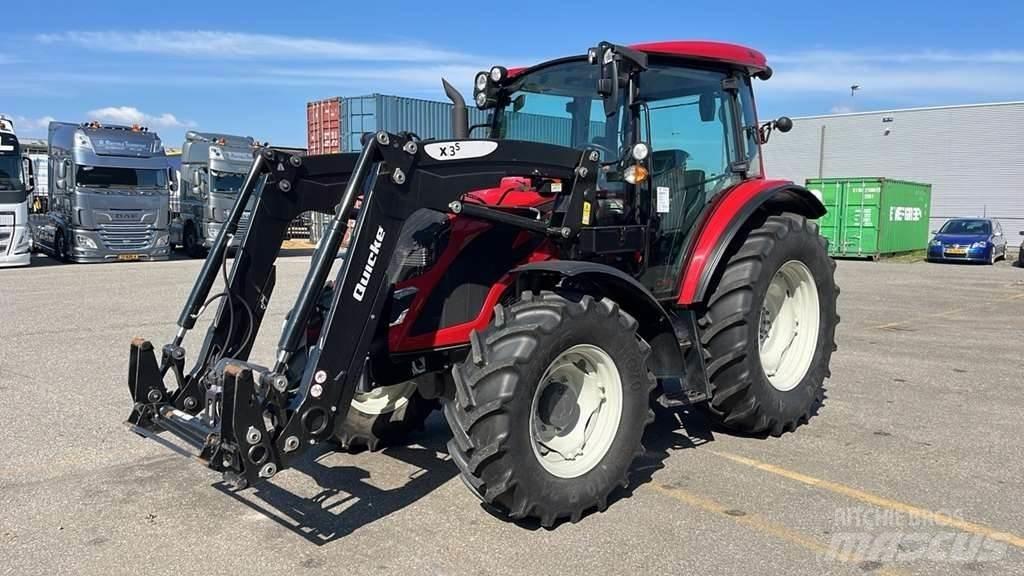 Valtra A75 Tractor Traktory