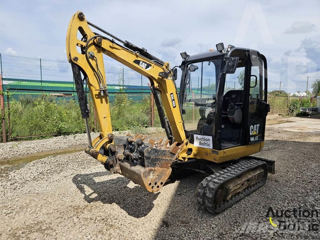 CAT 302.4 D Mini rýpadla < 7t