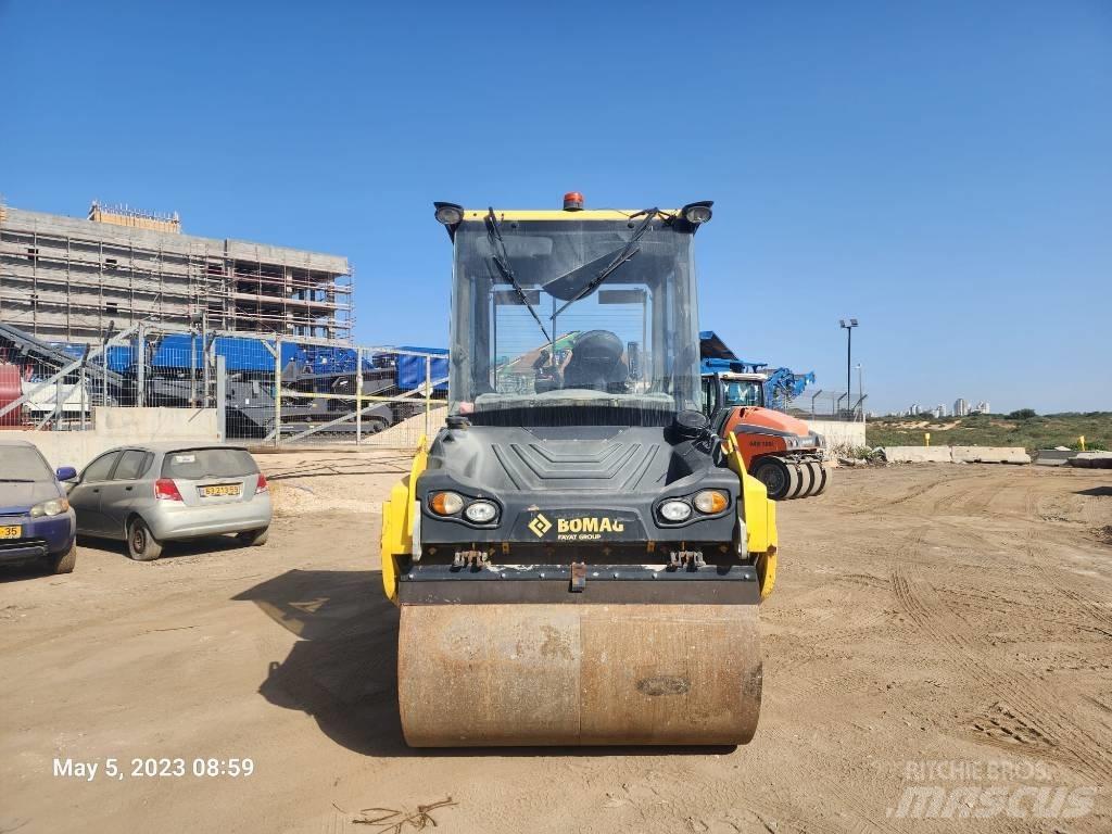 Bomag BW 154 AD-5 Tandemové válce