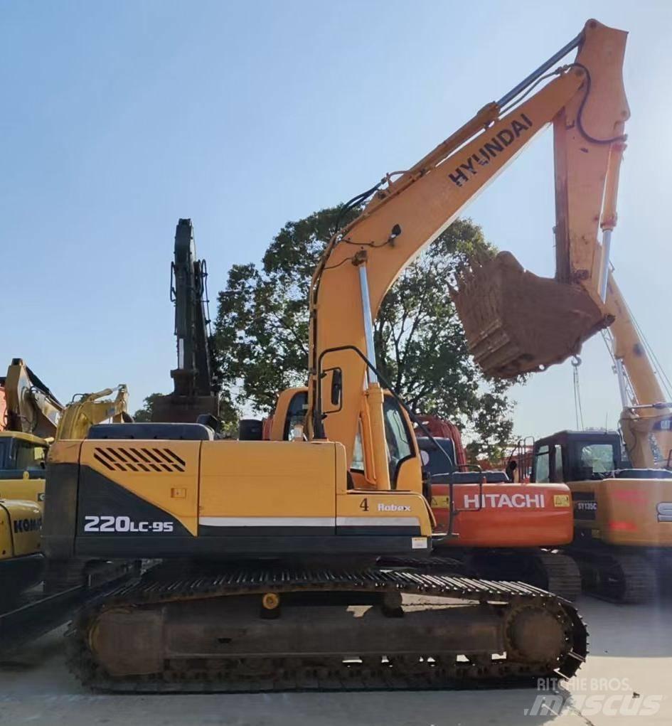 Hyundai R220LC-9S Pásová rýpadla
