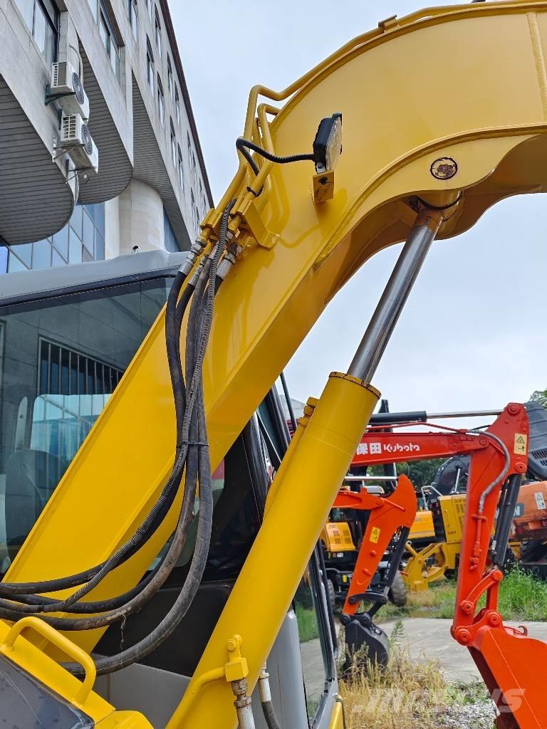 Komatsu PC 78 US Pásová rýpadla