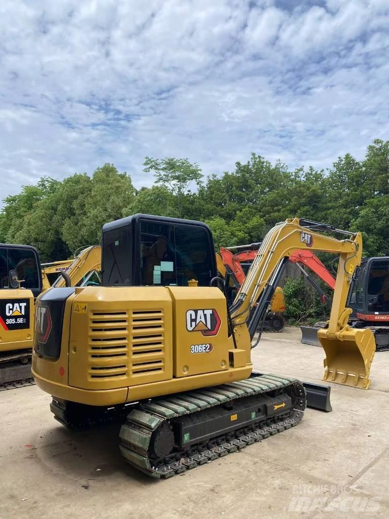 CAT 306E Mini rýpadla < 7t