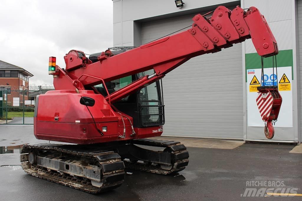 Maeda LC785 Pásové jeřáby