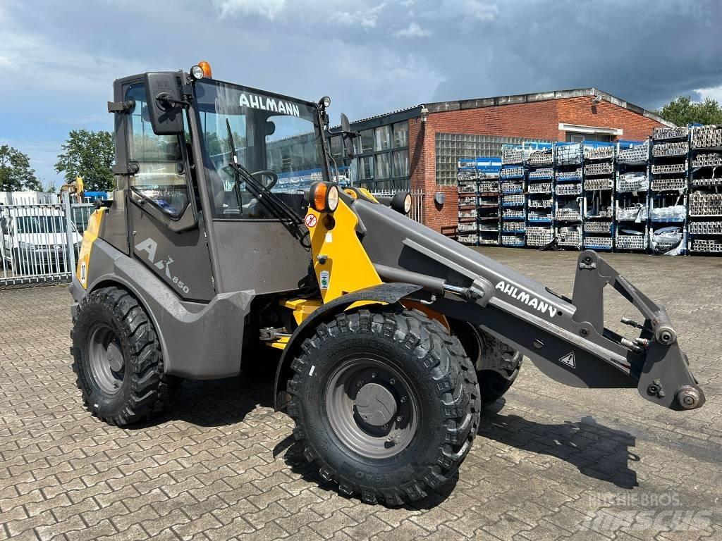 Ahlmann AX850 Kolové nakladače