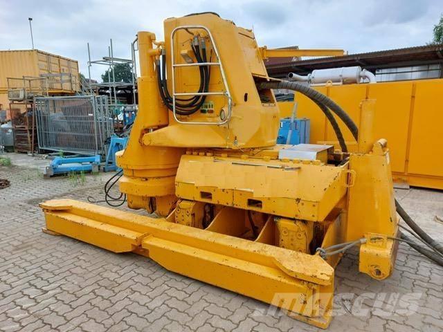 Giken ZP100 Hydraulická beranidla na zatloukání pilotů