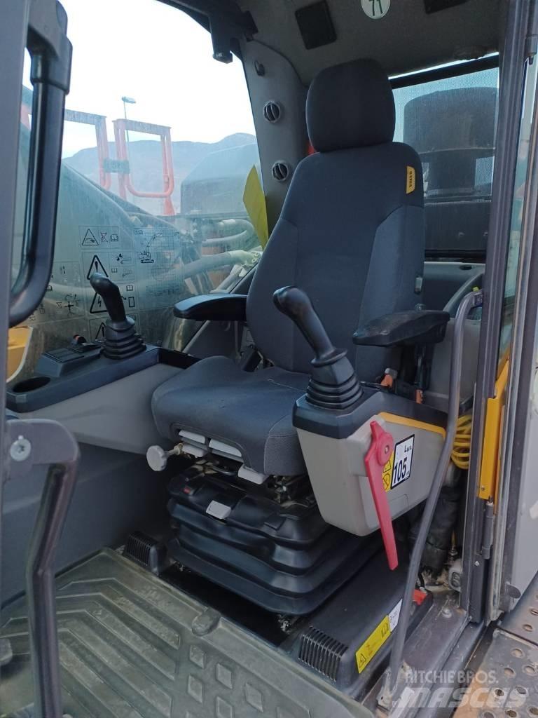 Volvo EC 380 EL Pásová rýpadla