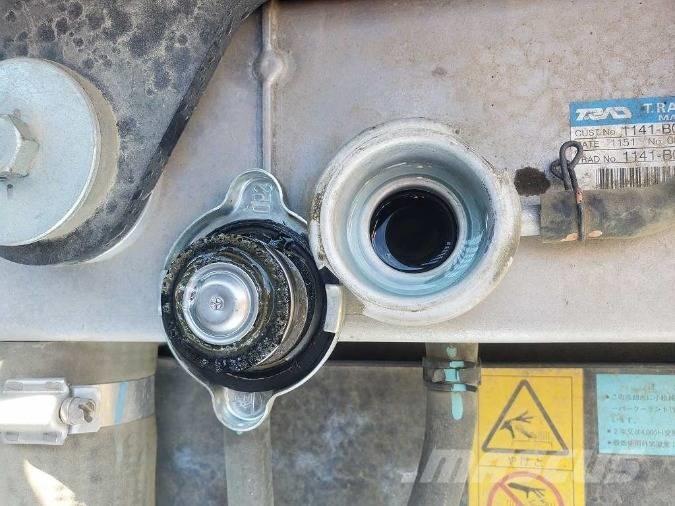 Komatsu PC 200 Pásová rýpadla