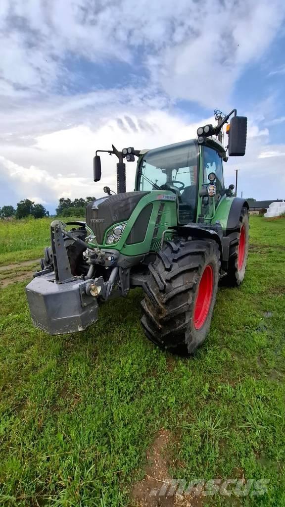 Fendt 516 Vario Traktory