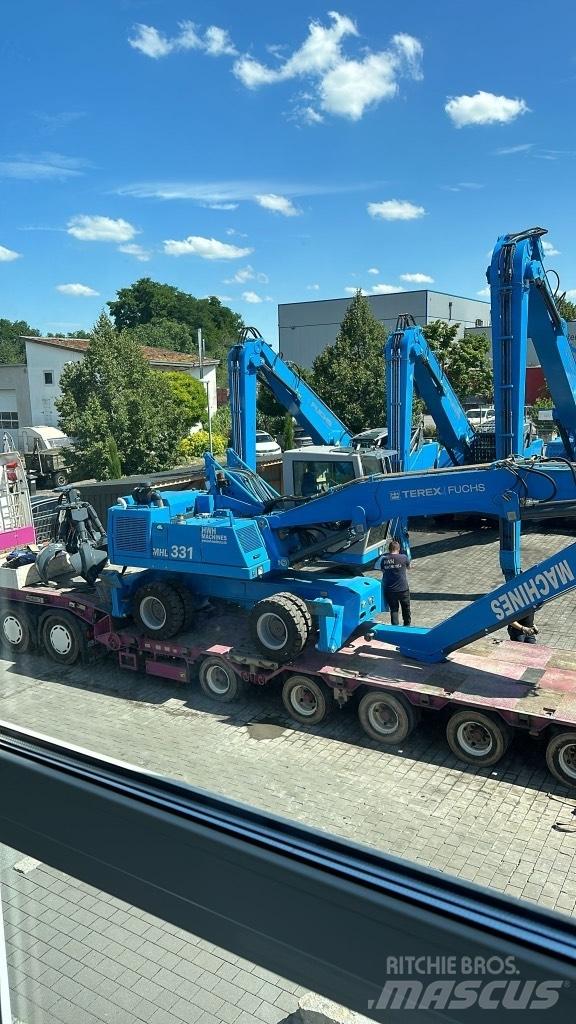 Fuchs MHL 331 C Stroje pro manipulaci s odpadem