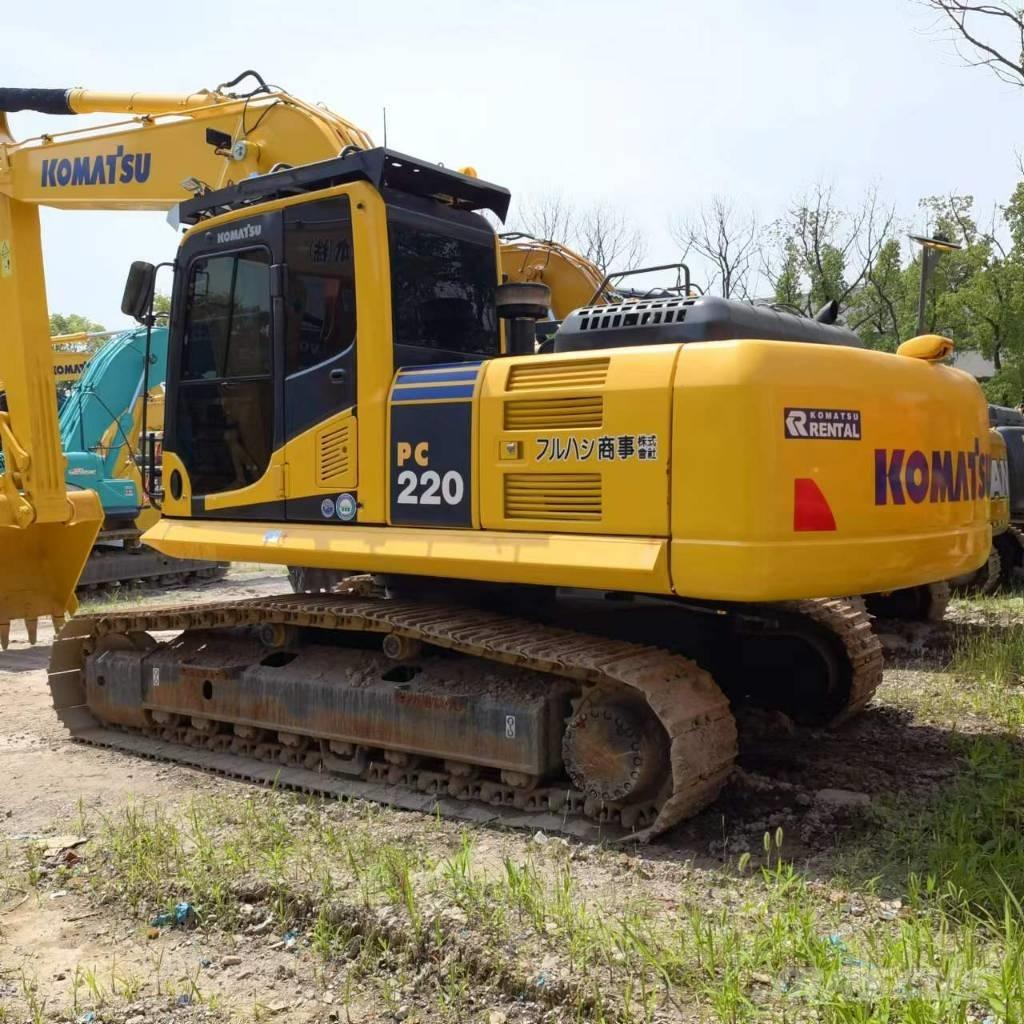 Komatsu PC 220-8 Pásová rýpadla