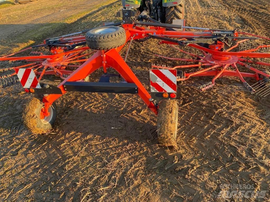 Kuhn GA 8731 Obraceče a shrabovače sena