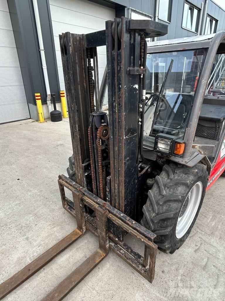 Manitou MH 25.4 Terénní vysokozdvižné vozíky