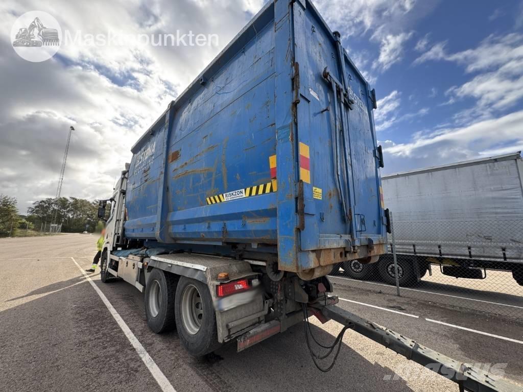 Scania R 580 EKIPAGE Hákový nosič kontejnerů