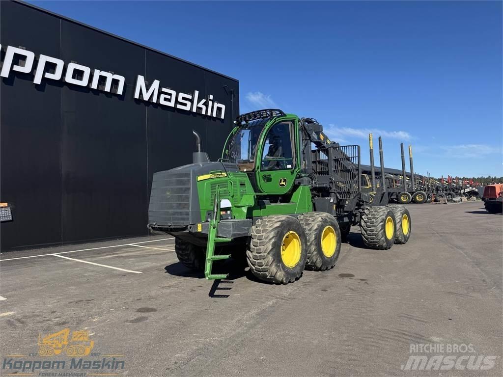 John Deere 1110G Vyvážecí traktory