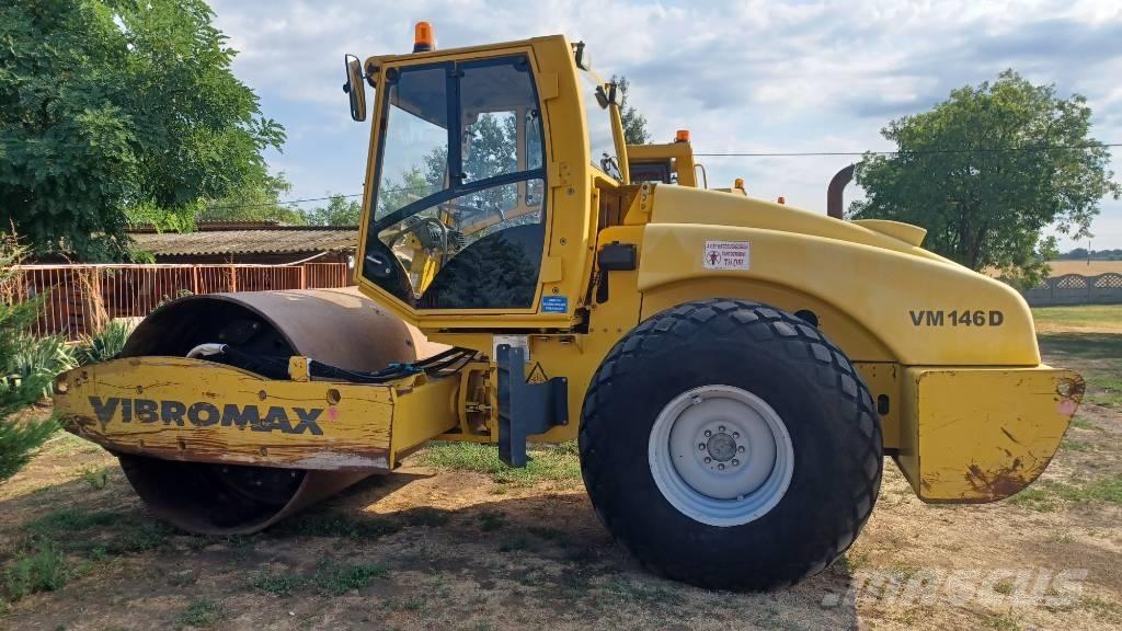 JCB VM 146 Tahačové válce