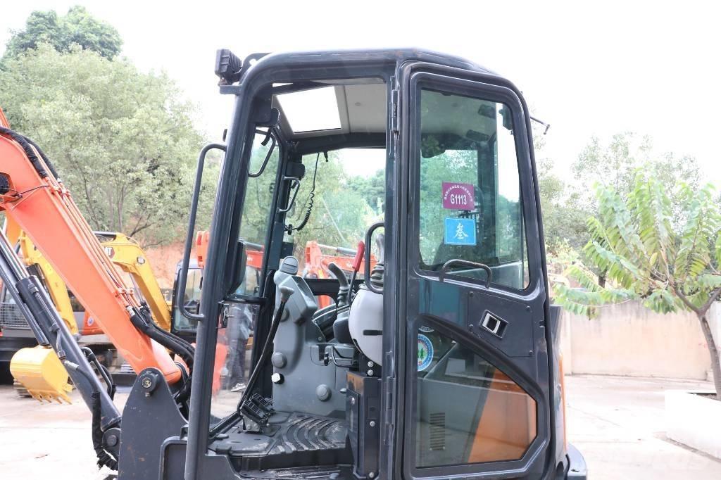 Hitachi ZX 55 USR Mini rýpadla < 7t