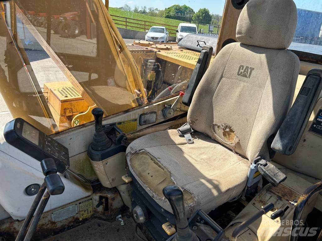 CAT 312 Pásová rýpadla