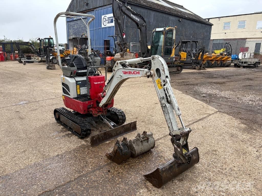 Takeuchi TB 210 R Mini rýpadla < 7t