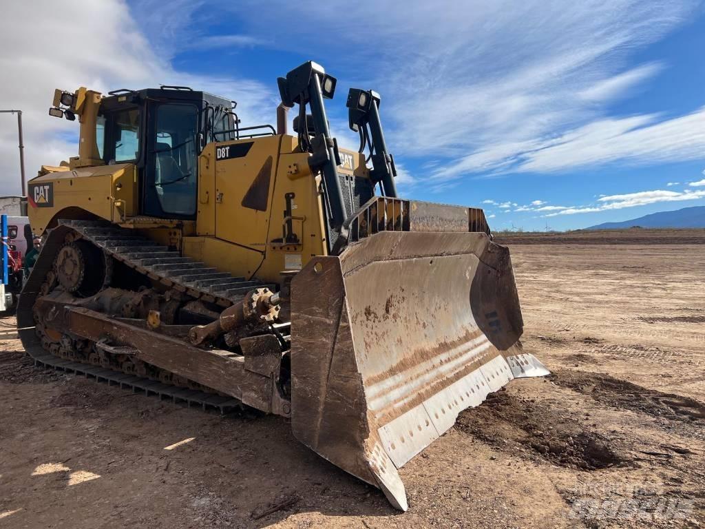 CAT D 8 T Pásové dozery
