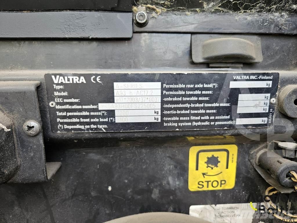 Valtra A 93H Traktory