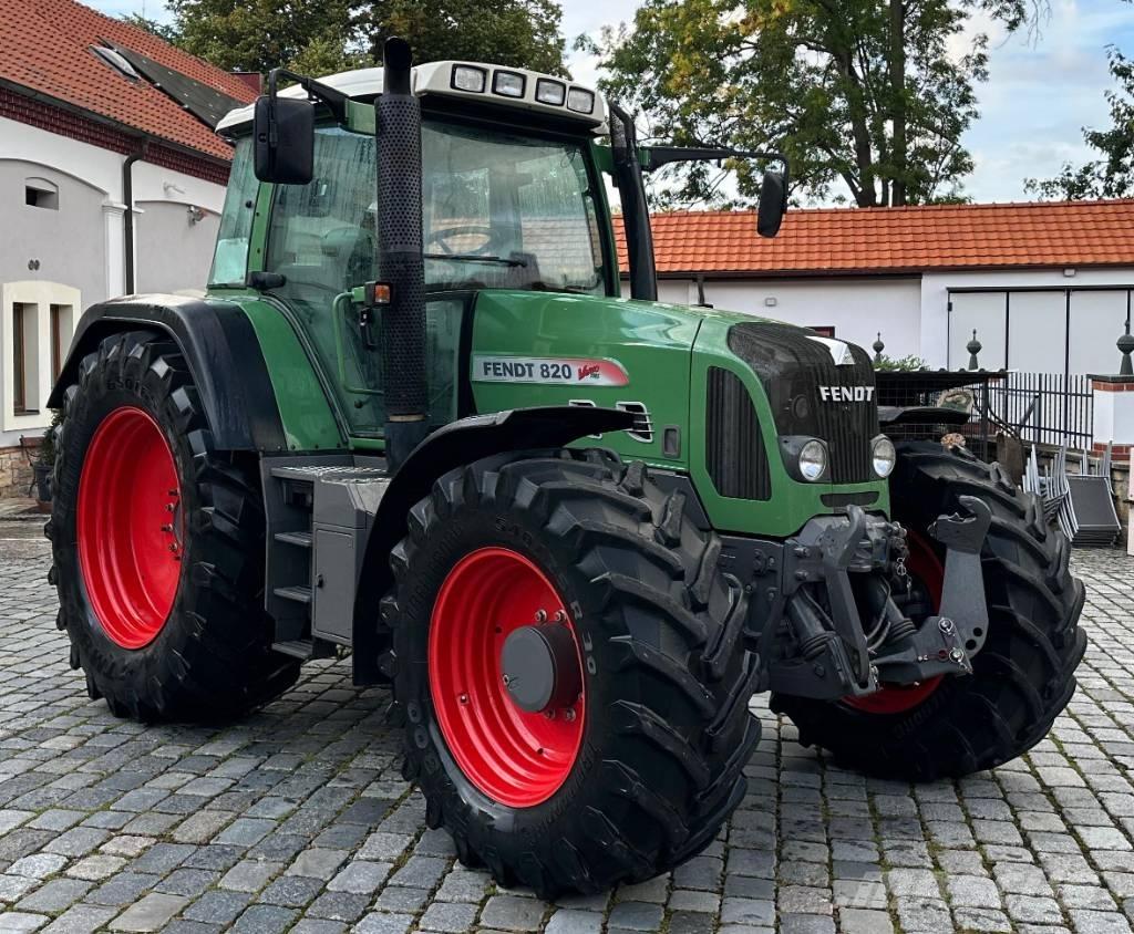 Fendt 820 VO Traktory