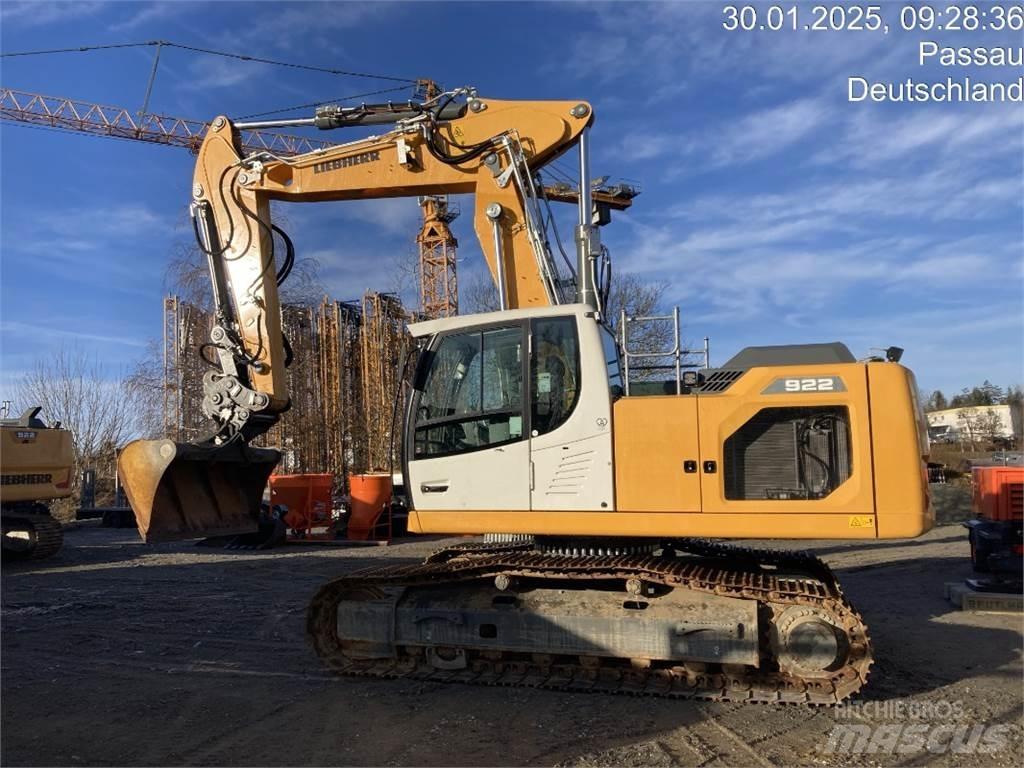 Liebherr R922 Pásová rýpadla