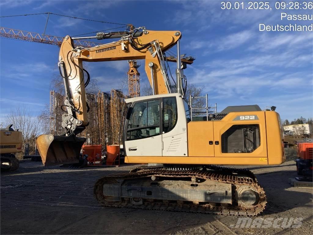 Liebherr R922 Pásová rýpadla