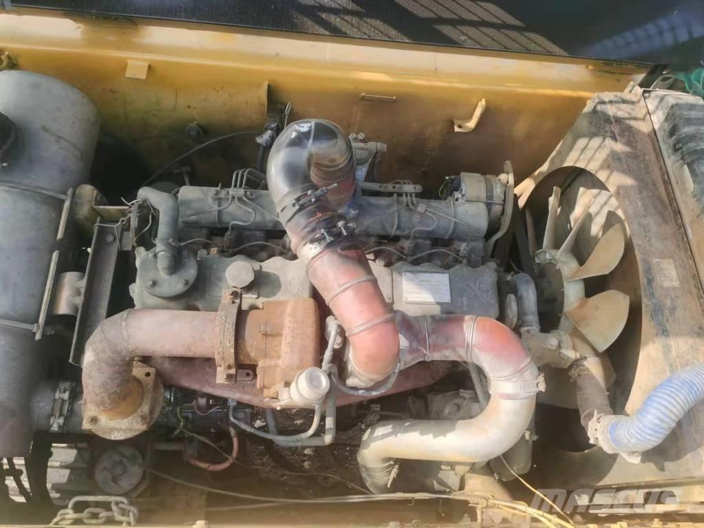 CAT 325BL Pásová rýpadla
