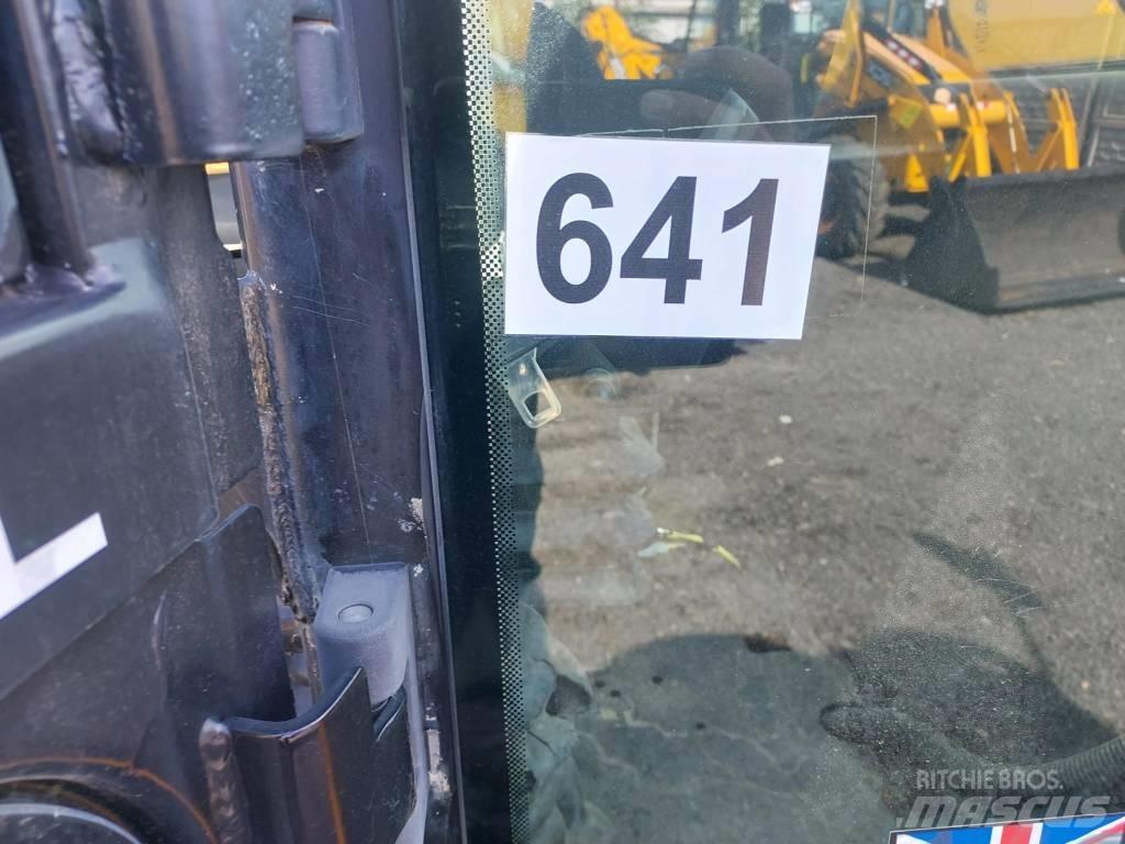 JCB 533-105 Teleskopické manipulátory