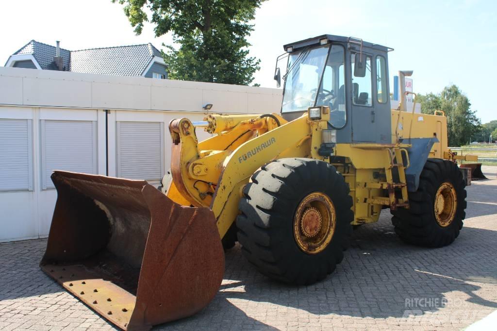 Furukawa 345 Kolové nakladače