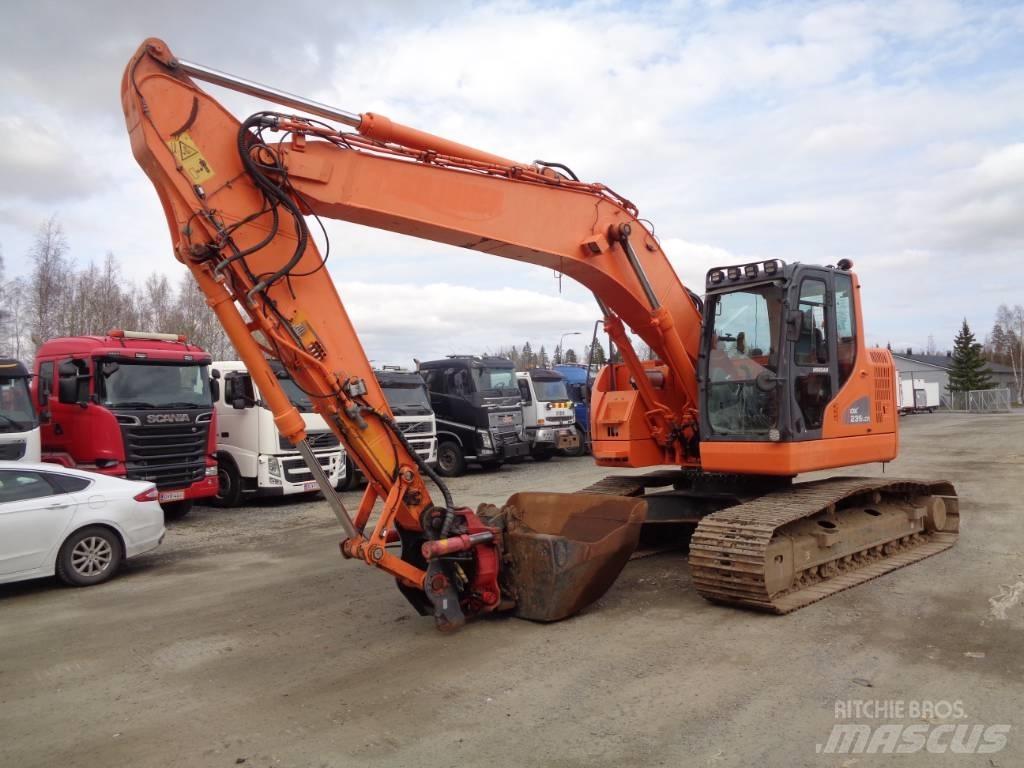 Doosan 235 LCR Pásová rýpadla