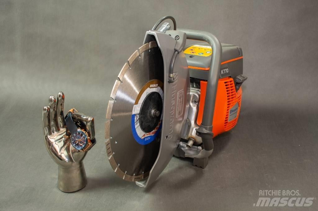 Husqvarna K770 Pily na beton a kámen