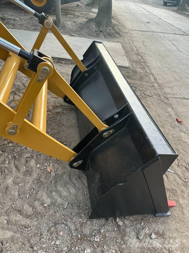 CAT CAT420F Rýpadlo-nakladače