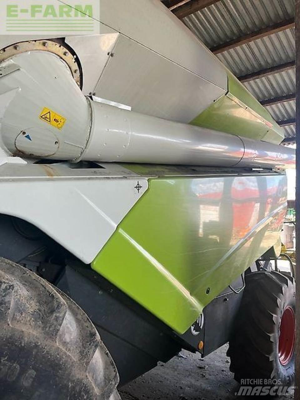 CLAAS tucano 470 Sklízecí mlátičky