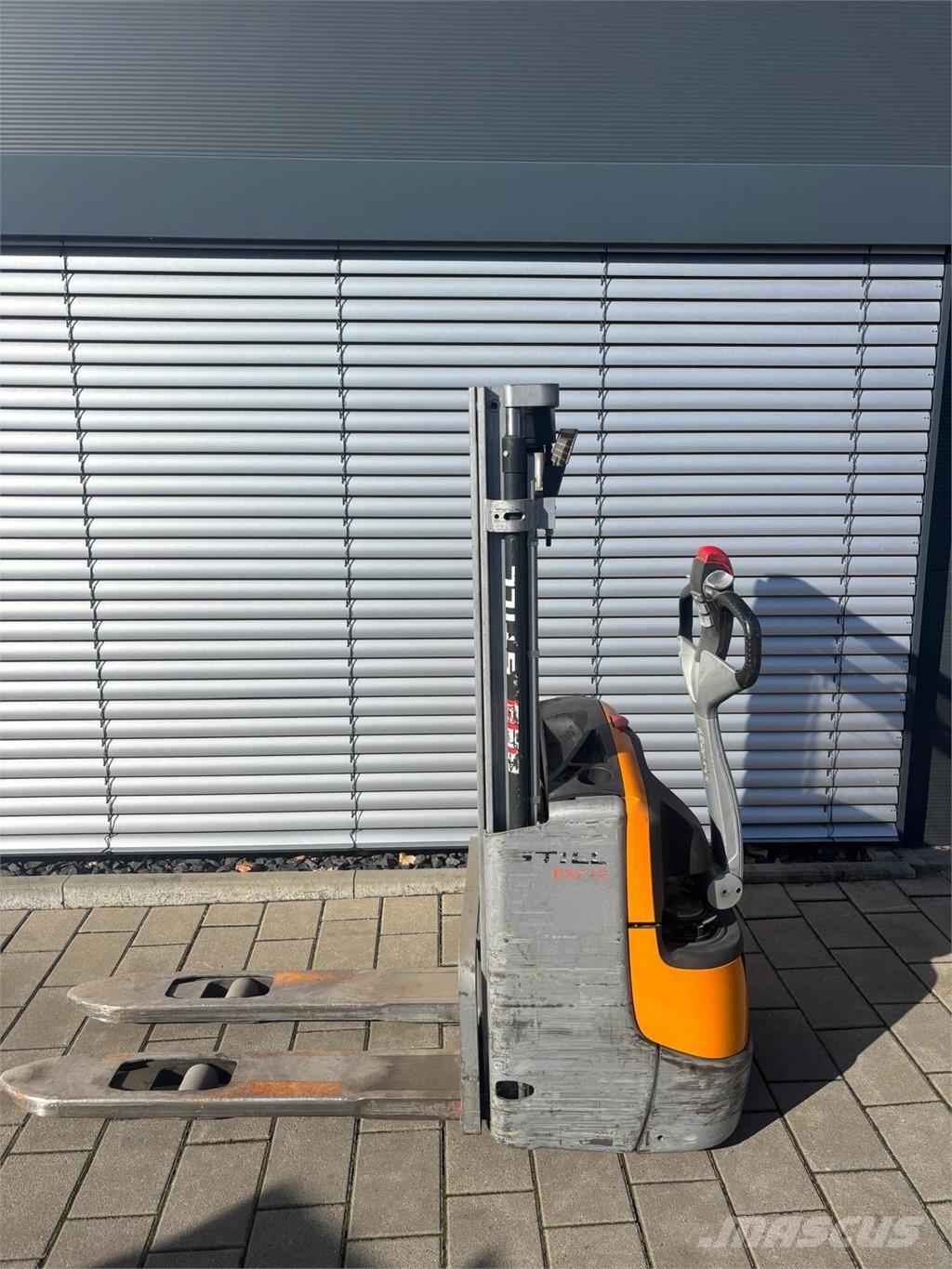 Still EXV12 Samohybné vozíky