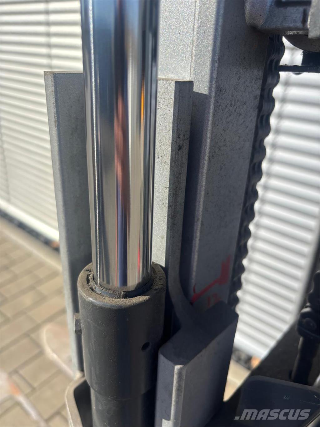 Still EXV12 Samohybné vozíky