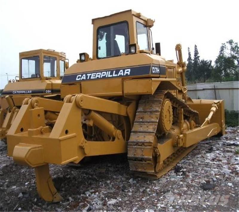 CAT D7H Pásové dozery