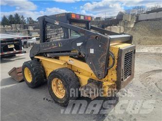 New Holland LS 190 Smykem řízené nakladače
