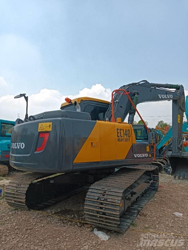 Volvo EC 140 Midi rýpadla 7t - 12t