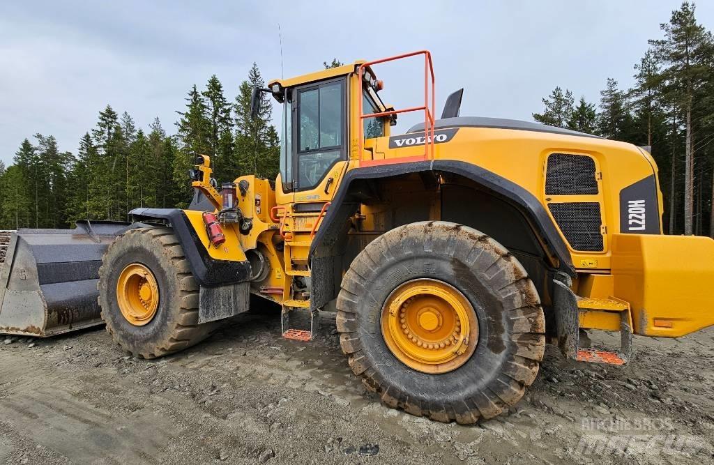 Volvo L 220 H Kolové nakladače