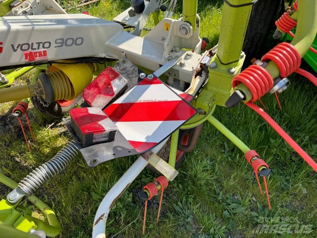 CLAAS VOLTO 900 Obraceče a shrabovače sena