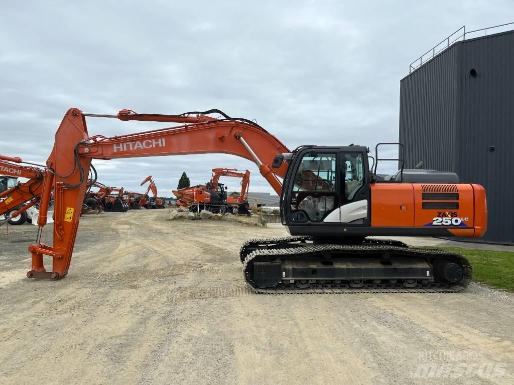 Hitachi ZX250LC-6 Pásová rýpadla