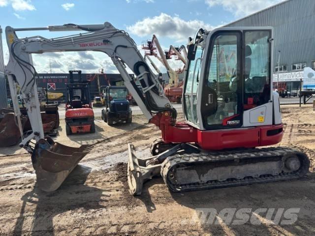 Takeuchi TB 257 FR Mini rýpadla < 7t
